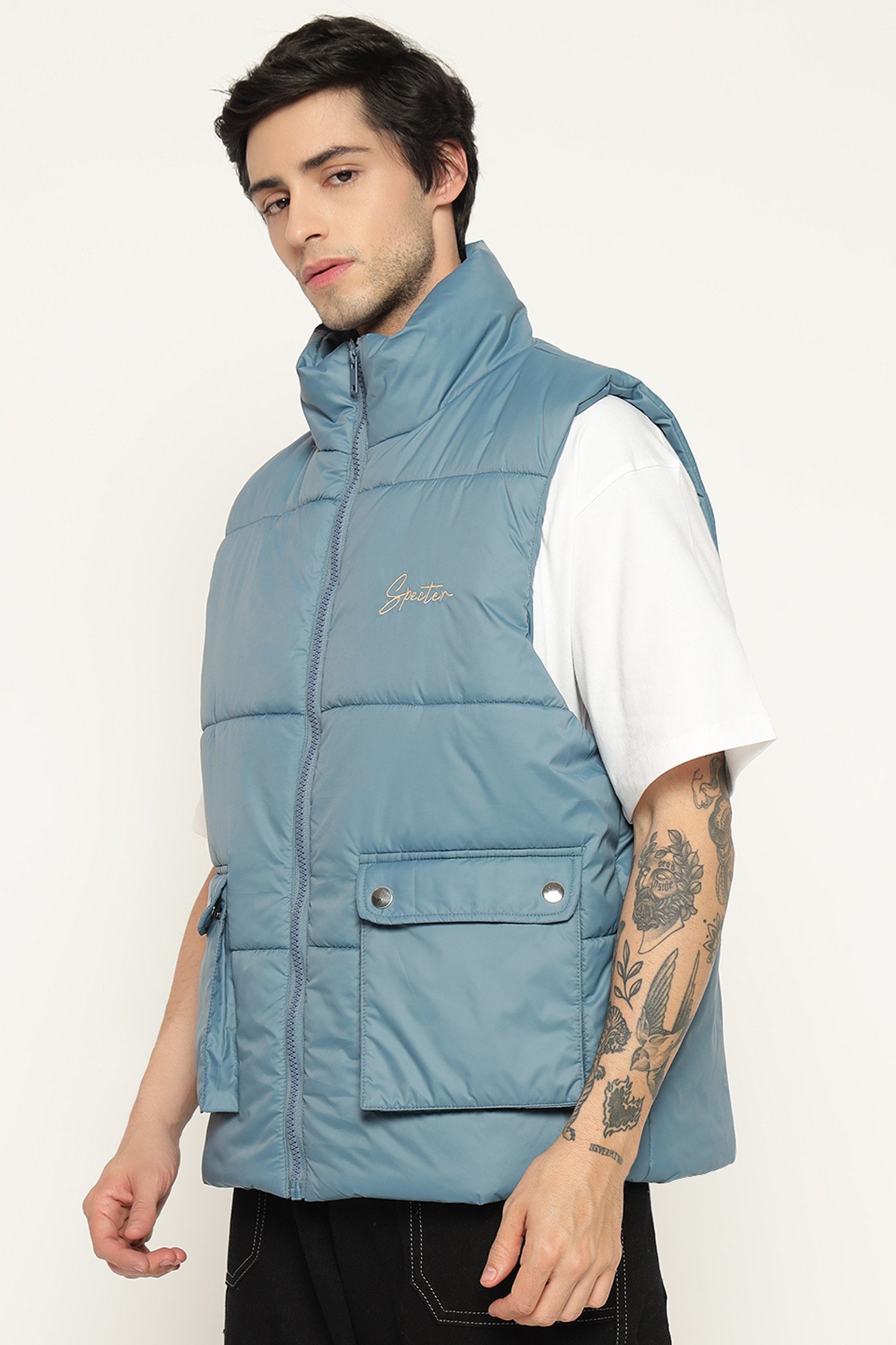 SLEEVELESS PUFFER JACKET (COOL BLUE)